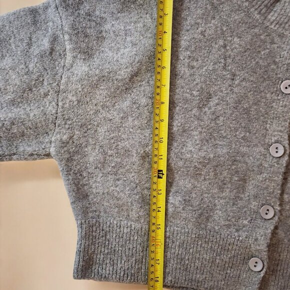 Jon & Anna Cropped Gray Knit Button-Up Sweater XL - Picture 5 of 8